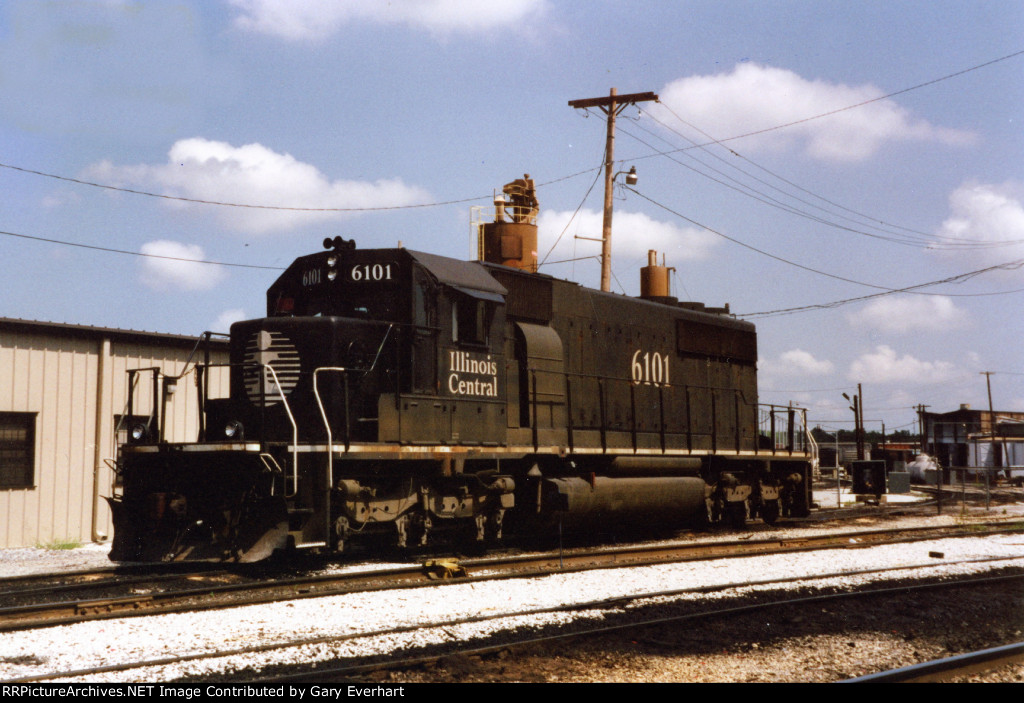 IC SD40-2 #6101 - Illinois Central